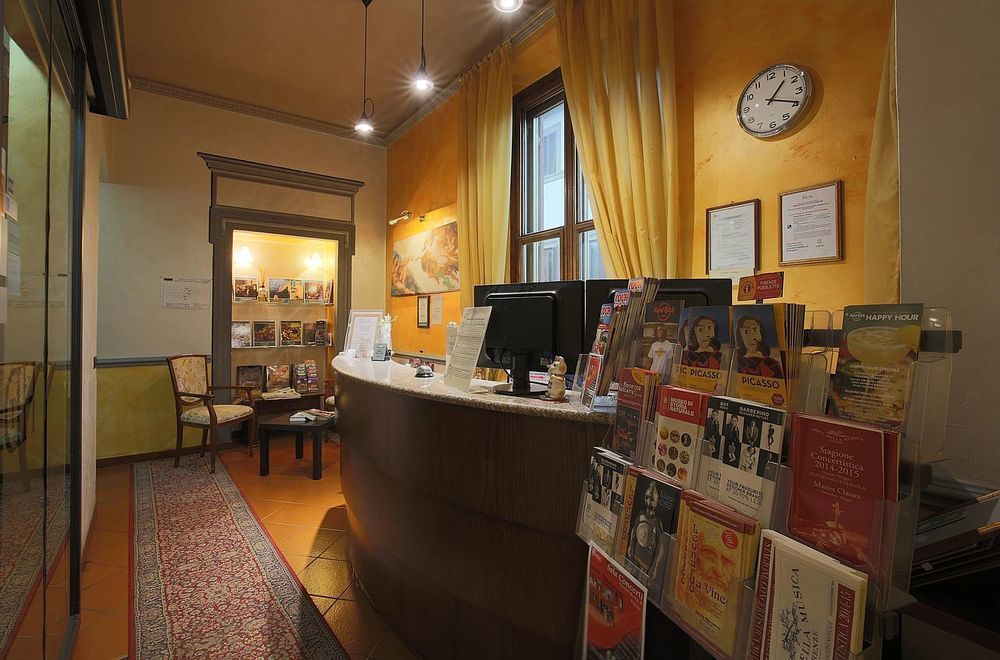 B&B Hotel Delle Tele Florence Exterior photo